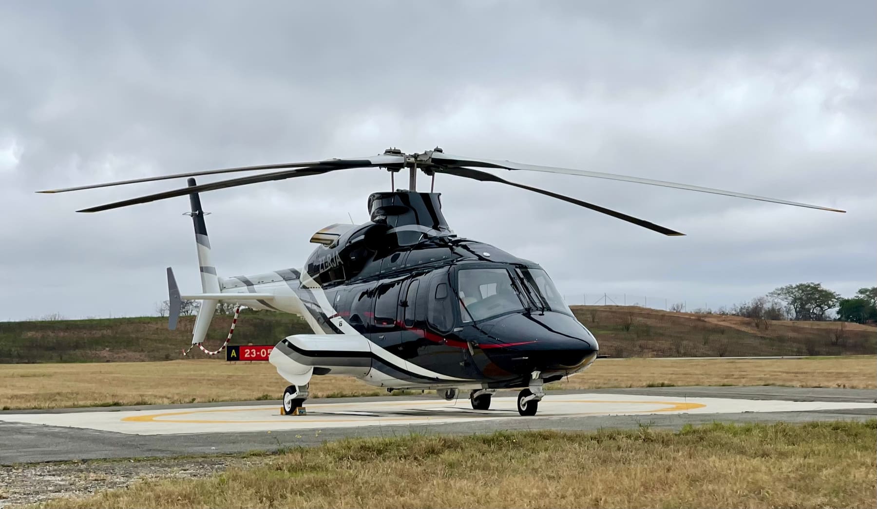 Bell 430 helicopter